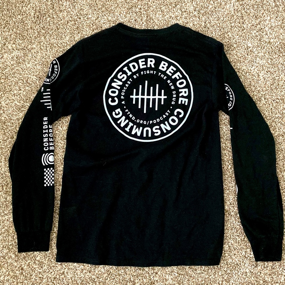 Graphic Long Sleeve